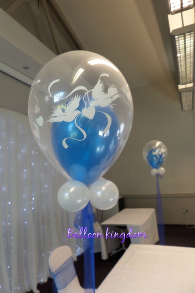 love doves print double bubble balloon inside balloon centerpiece
