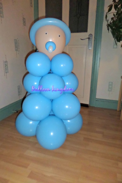 baby girl balloon sculpture