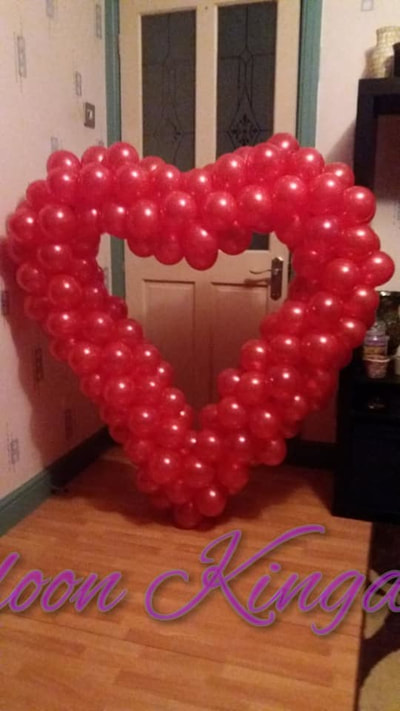 balloon heart sculpture 