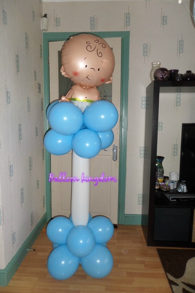 baby boy balloon sculpture 
