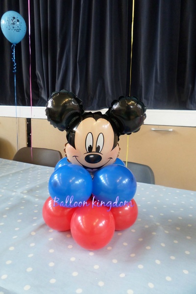 Mickey mouse balloon centerpiece 