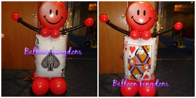 Card man balloon sculpture 
