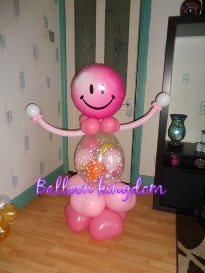 Baby gumball balloon sculpture