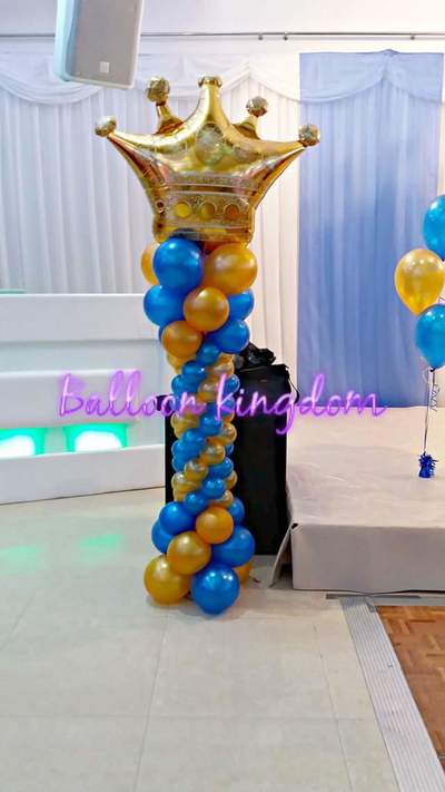 tapered balloon column with crown top
