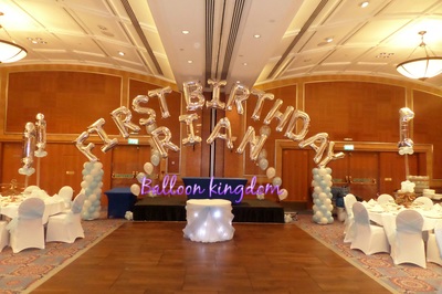 1st birthday balloon columns with name arch at marriot hotel heathrow